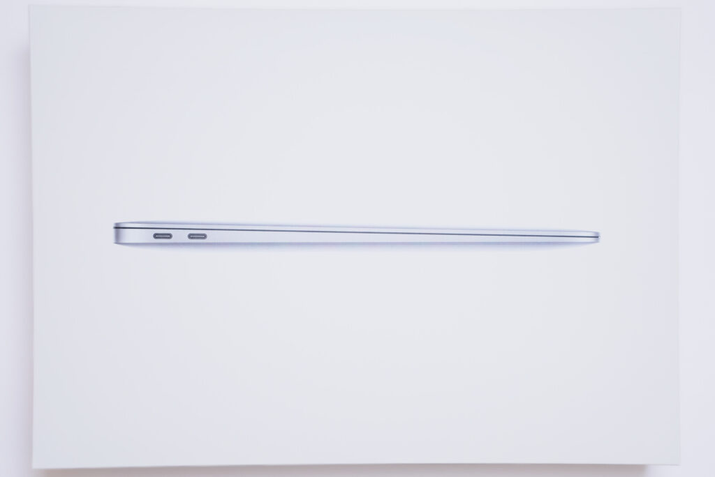 M1 MacBook Air 箱