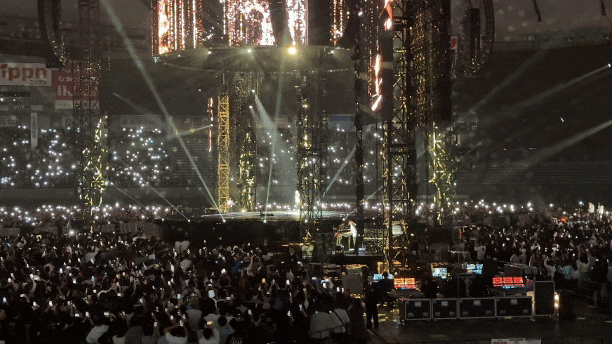 エド・シーランの東京ドームのコンサート
