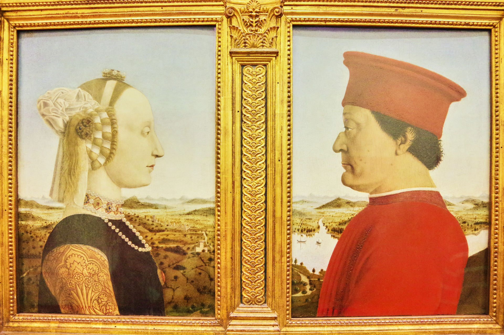 フランチェスカのウルビーノ公夫妻の肖像